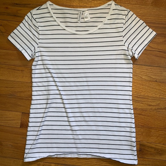 H&M Tops - H&M Divided Striped T-Shirt